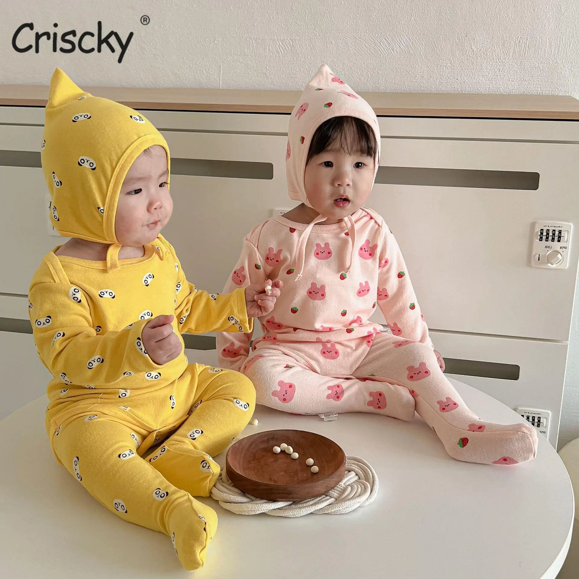 Criscky Newborn Kid baby Boys Girls Clothes Spring Print Romper Cute Sweet Cotton Jumpsuit Long Sleeve Autumn Fall Baby Outfit
Criscky Newborn Kid baby Boys Girls Clothes Spring Print Romper Cute Sweet Cotton Jumpsuit Long Sleeve Autumn Fall Baby Outfit