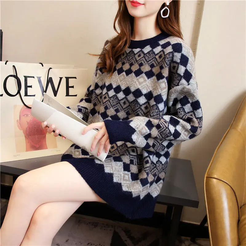2022 Women's Autumn Winter New Thicken Loose Sweater Tops Female Round Neck Knitted Tops Ladies Long Sleeve Plaid Jumpers O366
2022 Women's Autumn Winter New Thicken Loose Sweater Tops Female Round Neck Knitted Tops Ladies Long Sleeve Plaid Jumpers O366