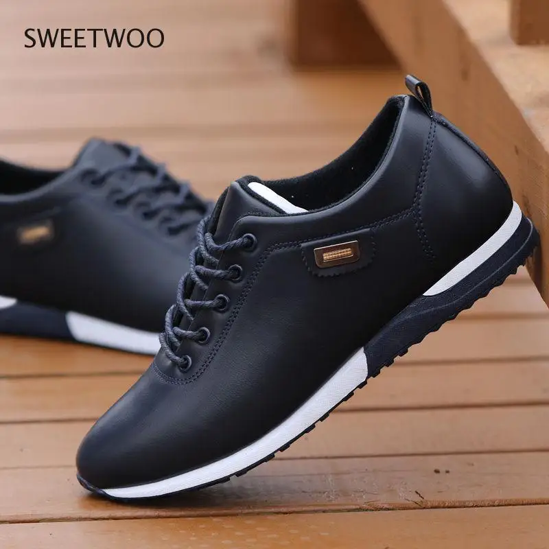 Outdoor Breathable Sneakers Men's Pu Leather Business Casual Shoes for Male 2019 Fashion Loafers Walking Footwear Tenis Feminino
Outdoor Breathable Sneakers Men's Pu Leather Business Casual Shoes for Male 2019 Fashion Loafers Walking Footwear Tenis Feminino
