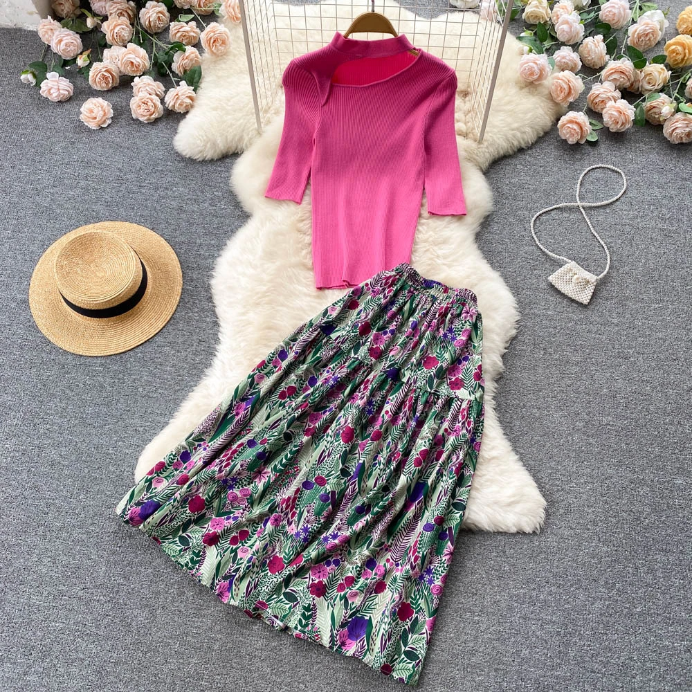 Clothland Women Pink Floral Suit Two Piece Set Half Sleeve Shirt Elastic Waist Midi Skirt Vintage Summer Sets TZ425
Clothland Women Pink Floral Suit Two Piece Set Half Sleeve Shirt Elastic Waist Midi Skirt Vintage Summer Sets TZ425