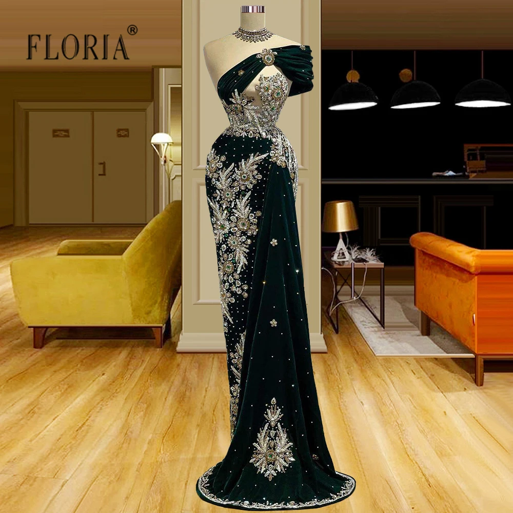 Emerald Green Gold Beaded Arabic Evening Dress Luxury African Prom Party Slit Velvet Women Formal Dresses for Wedding Custom
Emerald Green Gold Beaded Arabic Evening Dress Luxury African Prom Party Slit Velvet Women Formal Dresses for Wedding Custom