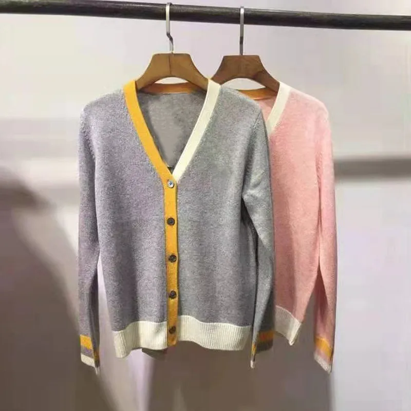 (Have Eyes) Spring Women's Cardigan Fashion Sweaters Casual V Neck Long Sleeve Single Breasted Knitwear Love Embroidered Sweater
(Have Eyes) Spring Women's Cardigan Fashion Sweaters Casual V Neck Long Sleeve Single Breasted Knitwear Love Embroidered Sweater