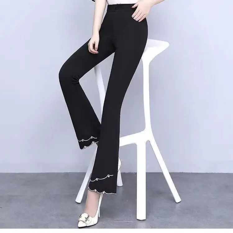 Spring Autumn Women Embroidery Casual Vintage Elastic Flare Pants Temperament Ladies Office Work Big Size Trousers Korean L22
Spring Autumn Women Embroidery Casual Vintage Elastic Flare Pants Temperament Ladies Office Work Big Size Trousers Korean L22