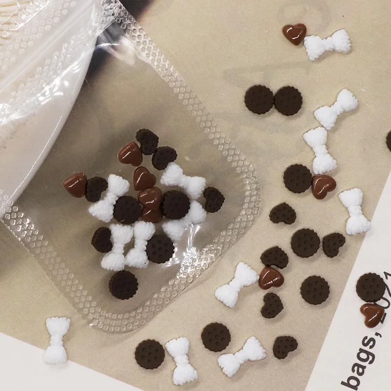 Подвески из смолы с плоской задней стороной для ногтей, подвески, стразы, смешанные конфеты, печенье, конфеты из смолы для маникюра, поделки ...
Подвески из смолы с плоской задней стороной для ногтей, подвески, стразы, смешанные конфеты, печенье, конфеты из смолы для маникюра, поделки ...