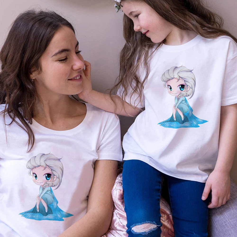 Cute Elsa Print Princess Series Disney Family Look Outfits Short Sleeve Fashion Hot Selling Exquisite Short Sleeve Comfy Clothes
Cute Elsa Print Princess Series Disney Family Look Outfits Short Sleeve Fashion Hot Selling Exquisite Short Sleeve Comfy Clothes
