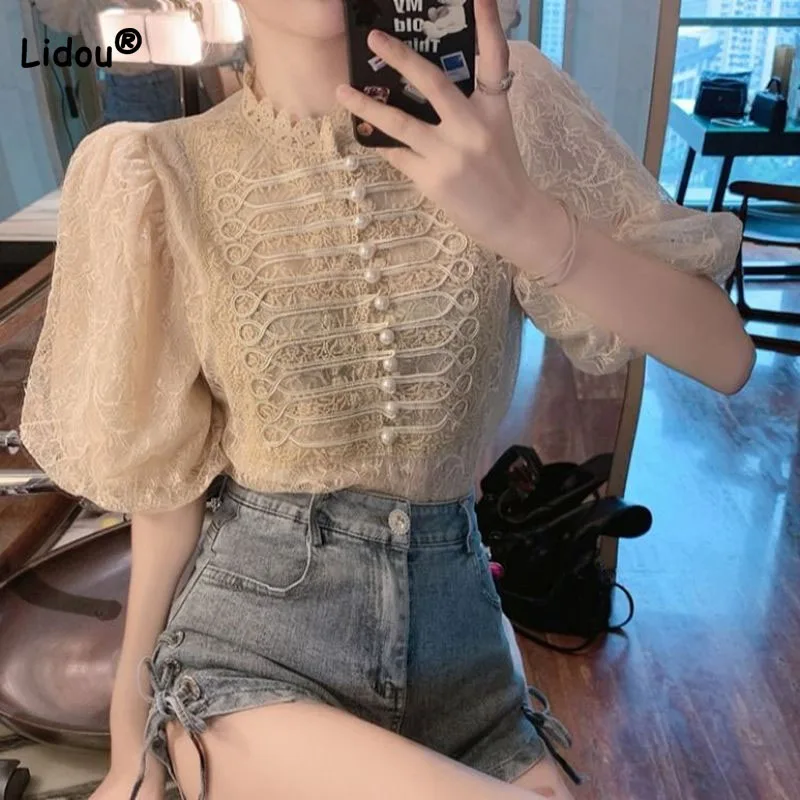 Женская кружевная блузка с бусинами, Элегантная универсальная блузка с воротником-стойкой и пышными рукавами, корейская мода, лето
Женская кружевная блузка с бусинами, Элегантная универсальная блузка с воротником-стойкой и пышными рукавами, корейская мода, лето