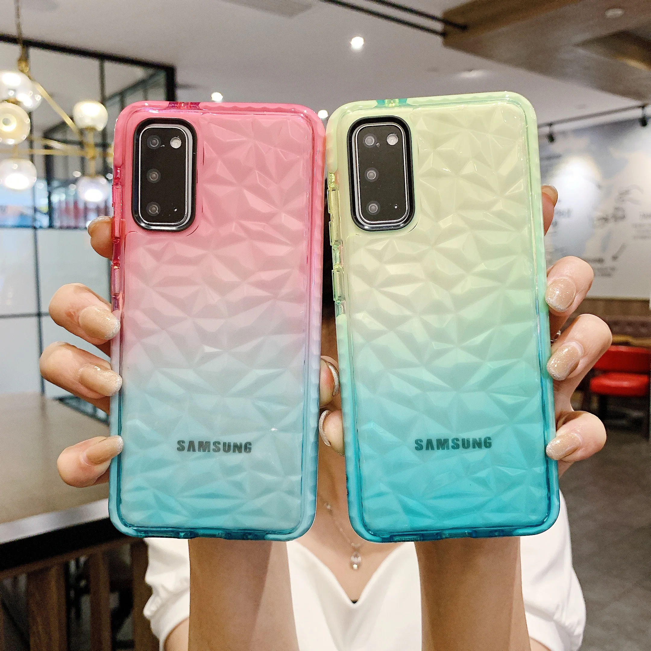Gradient Shockproof Case for Samsung Galaxy S22 S21 Ultra S20 Plus A52 A72 Note 20 S10 S9 A51 A71 A50 A70 Diamond Pattern Cover
Gradient Shockproof Case for Samsung Galaxy S22 S21 Ultra S20 Plus A52 A72 Note 20 S10 S9 A51 A71 A50 A70 Diamond Pattern Cover