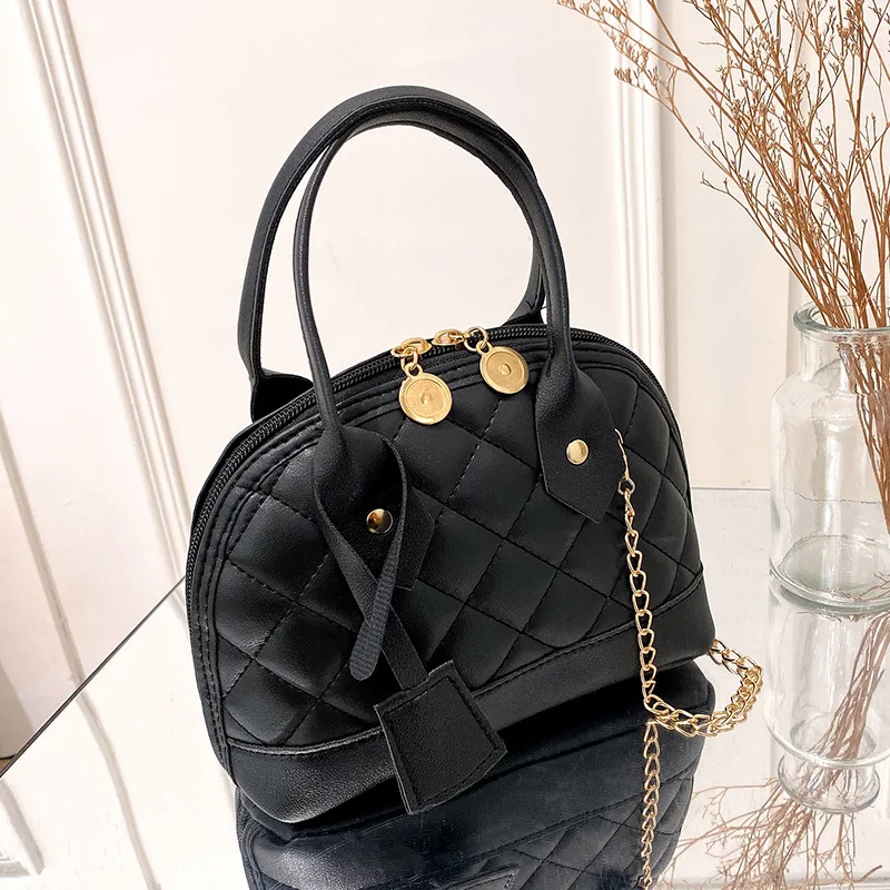 2022 Trend Single Shoulder Messenger Bag Chain Simple Crossbody Bag New Fashion Lingge Shell Bag Contrast Color Women's Handbag
2022 Trend Single Shoulder Messenger Bag Chain Simple Crossbody Bag New Fashion Lingge Shell Bag Contrast Color Women's Handbag