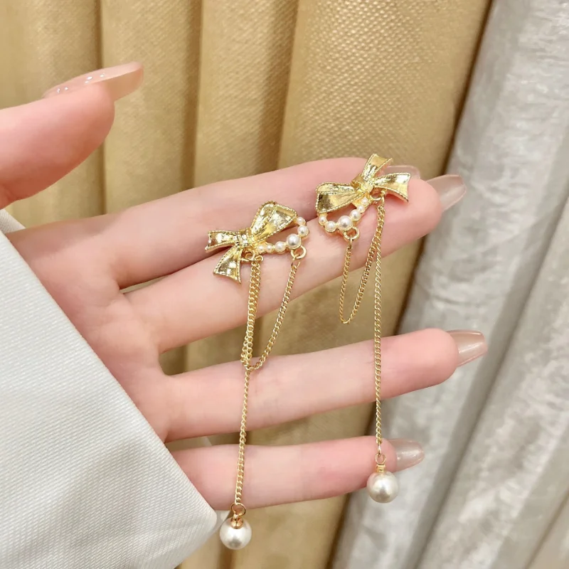 Korean Temperament Pearl Earrings for Women Bowknot Stud Earrings Long Elegant Tassel Earrings High Quality Jewelry Wholesale
Korean Temperament Pearl Earrings for Women Bowknot Stud Earrings Long Elegant Tassel Earrings High Quality Jewelry Wholesale