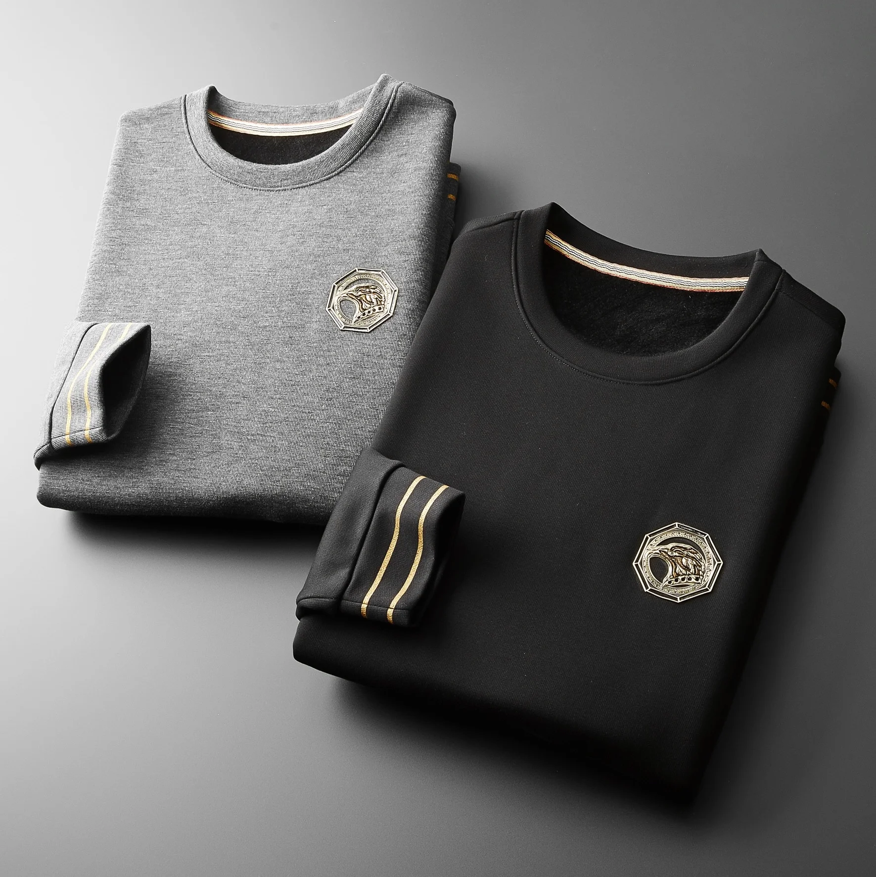 quality High trend embroidered sweater men's 2023 spring and autumn new long sleeve thickened men's large casual loose top
quality High trend embroidered sweater men's 2023 spring and autumn new long sleeve thickened men's large casual loose top