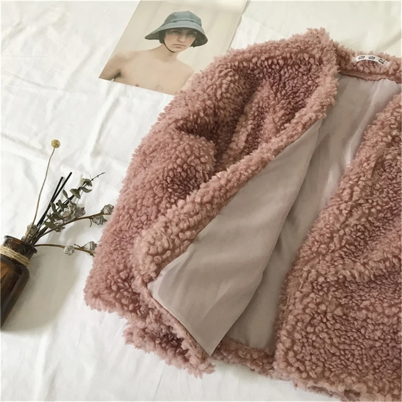 MXMA Solid Color Faux Lamb Wool Coat Women Winter Faux Lamb Jackets Windproof Jackets
MXMA Solid Color Faux Lamb Wool Coat Women Winter Faux Lamb Jackets Windproof Jackets