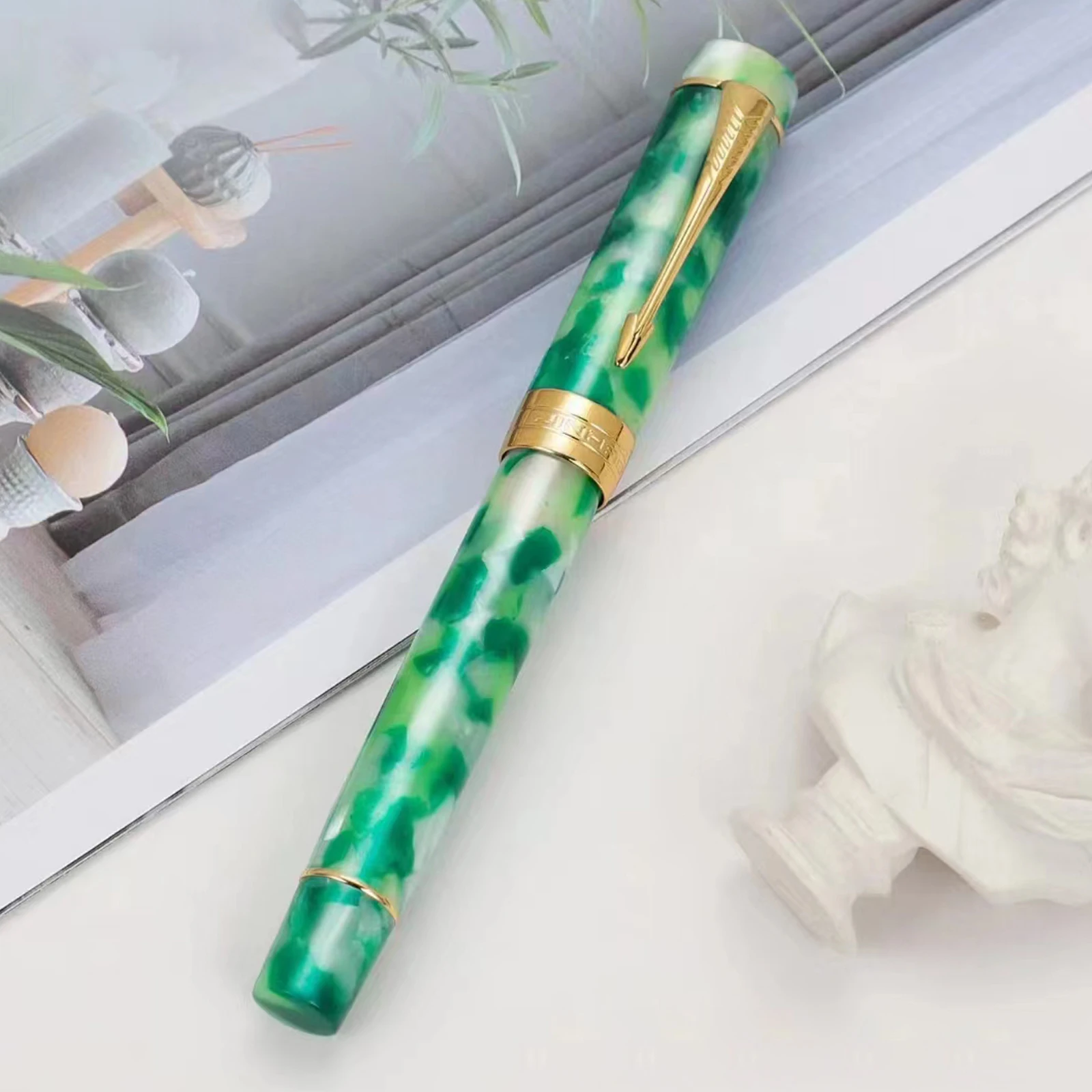 New Jinhao Century 100 Series Pen Fantasy Green Writing ink pens school supplies office business gifts pens beautiful green
New Jinhao Century 100 Series Pen Fantasy Green Writing ink pens school supplies office business gifts pens beautiful green