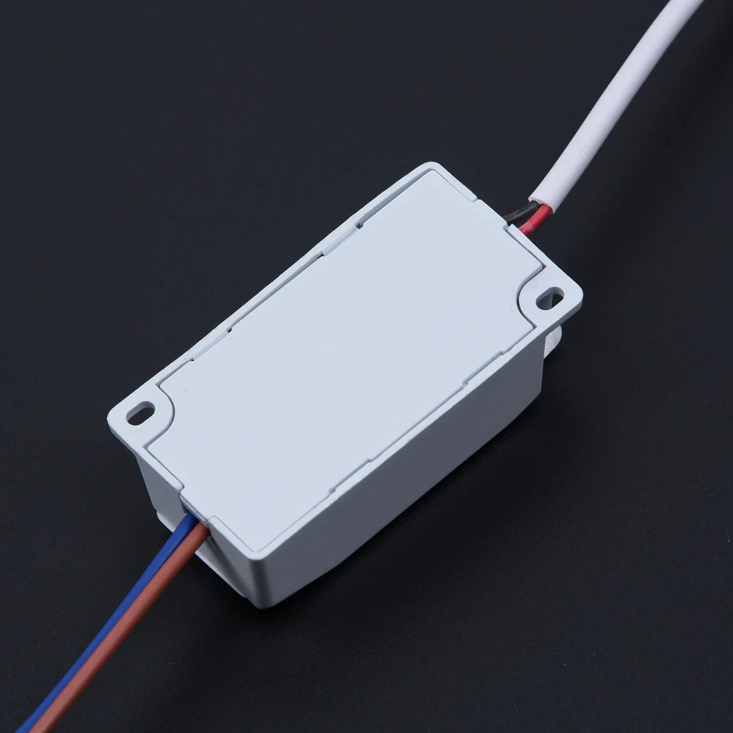 AC90~265V 3W,4-7W,8-12W,13-18W,18-24W LED Driver Power Supply Adapter Transformer For LED Panel Lights 240mA 270mA
AC90~265V 3W,4-7W,8-12W,13-18W,18-24W LED Driver Power Supply Adapter Transformer For LED Panel Lights 240mA 270mA