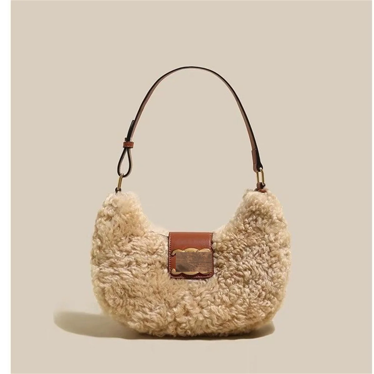 Новинка 2023, зимняя сумка для подмышек из овечьей шерсти/Женская кашемировая теплая мягкая сумка через плечо на одно плечо
Новинка 2023, зимняя сумка для подмышек из овечьей шерсти/Женская кашемировая теплая мягкая сумка через плечо на одно плечо