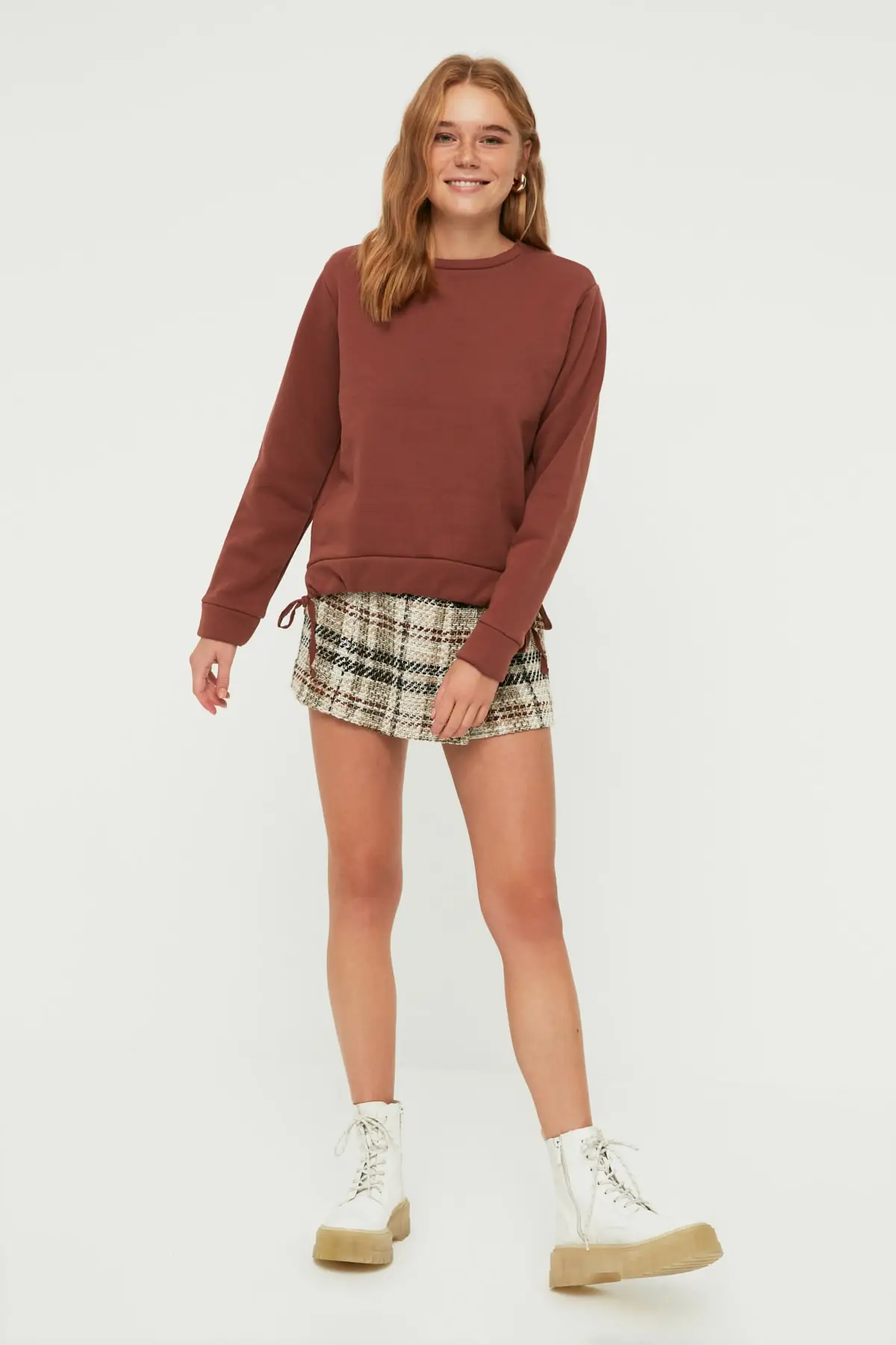 Women's Sweatshirt Brown Ruffle Detailed Raised Basic Knitted Hoodies Fashion All Season New Pullovers Fleece lovers Fleece
Women's Sweatshirt Brown Ruffle Detailed Raised Basic Knitted Hoodies Fashion All Season New Pullovers Fleece lovers Fleece