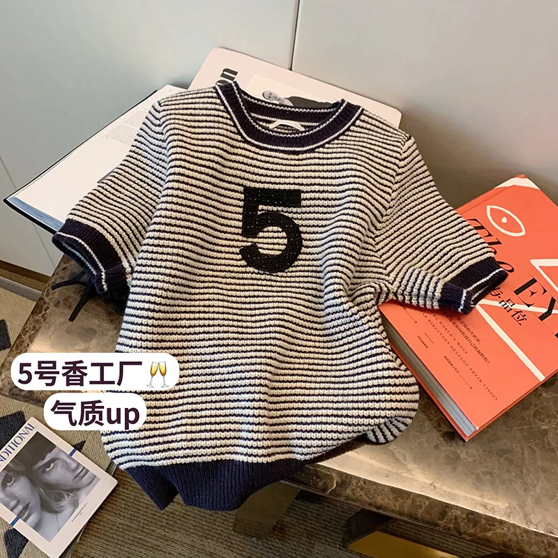 OMCHION Korean Hit Color Striped Short Sleeve Sweaters Women 2022 Spring Summer New Knitwear Causal O-neck Pullover Knitted Top
OMCHION Korean Hit Color Striped Short Sleeve Sweaters Women 2022 Spring Summer New Knitwear Causal O-neck Pullover Knitted Top