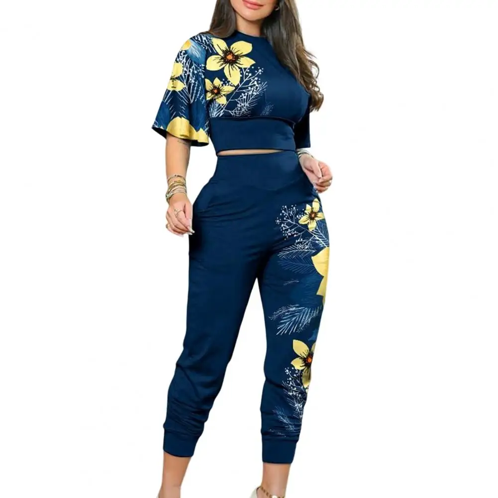 Trendy Ladies Casual Suit Casual Fashion Flared Sleeves Lady 9/10 Top Long Trousers Suits Polyester Women Outfit Daily Wear
Trendy Ladies Casual Suit Casual Fashion Flared Sleeves Lady 9/10 Top Long Trousers Suits Polyester Women Outfit Daily Wear