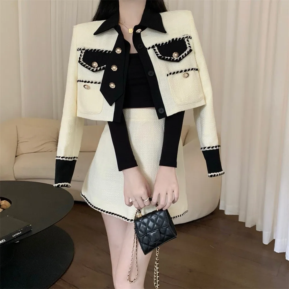 2023 Retro Small Fragrant Elegant Tweed Outfits Lady Hit Color Long Sleeve Jacket Coat + A-Line Mini Skirts Female 2 Piece Sets
2023 Retro Small Fragrant Elegant Tweed Outfits Lady Hit Color Long Sleeve Jacket Coat + A-Line Mini Skirts Female 2 Piece Sets