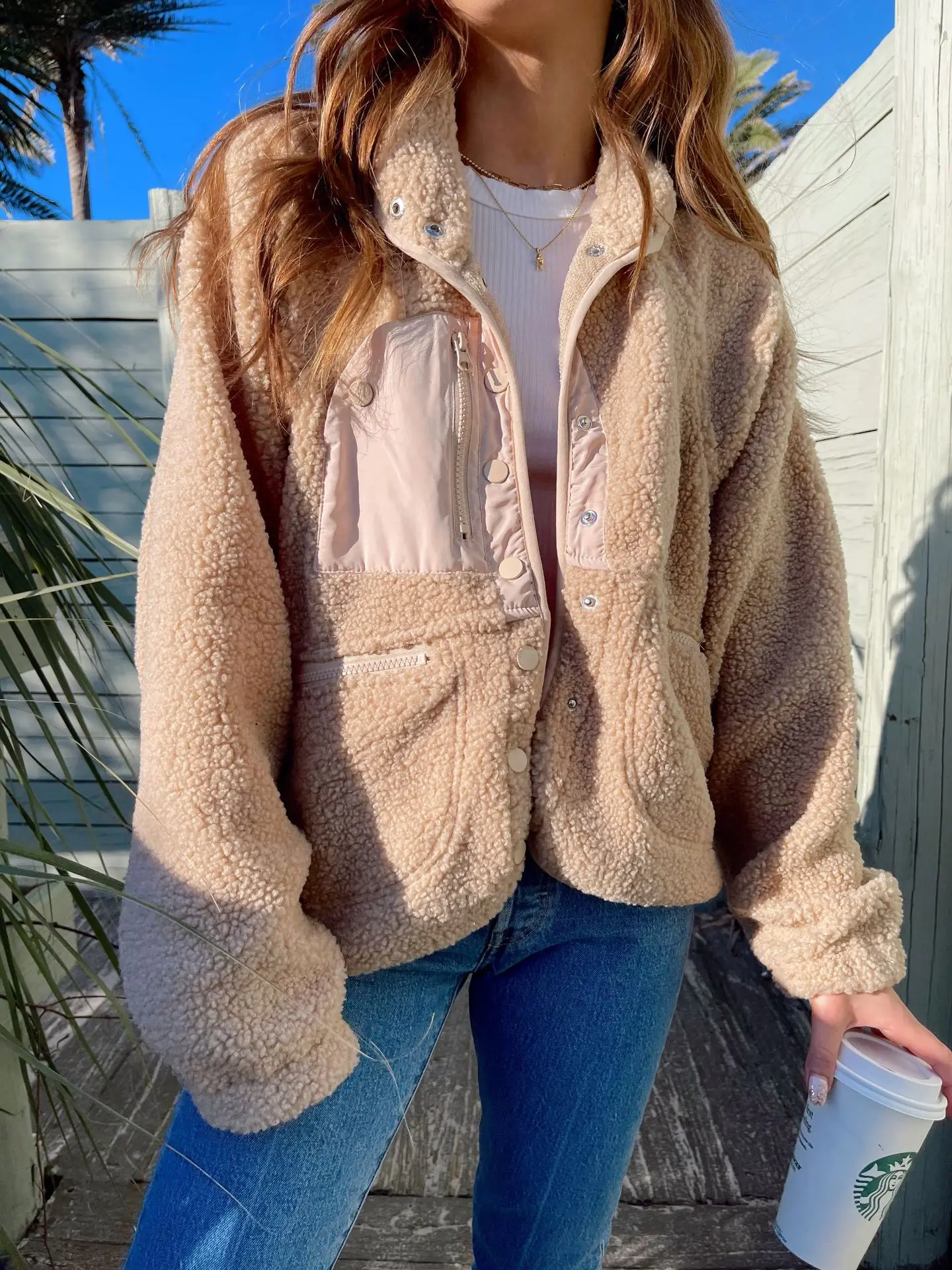2023 Fall/Winter New Lamb Wool Coat Women Cardigan solid color slim Plush jackets for women
2023 Fall/Winter New Lamb Wool Coat Women Cardigan solid color slim Plush jackets for women