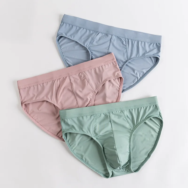 Fashion Mens Sexy Underwear Mid Waist Ice Silk Men Briefs Cueca 3D Pouch Breathable Panties Man Solid Seamless Underpants Hombre
Fashion Mens Sexy Underwear Mid Waist Ice Silk Men Briefs Cueca 3D Pouch Breathable Panties Man Solid Seamless Underpants Hombre
