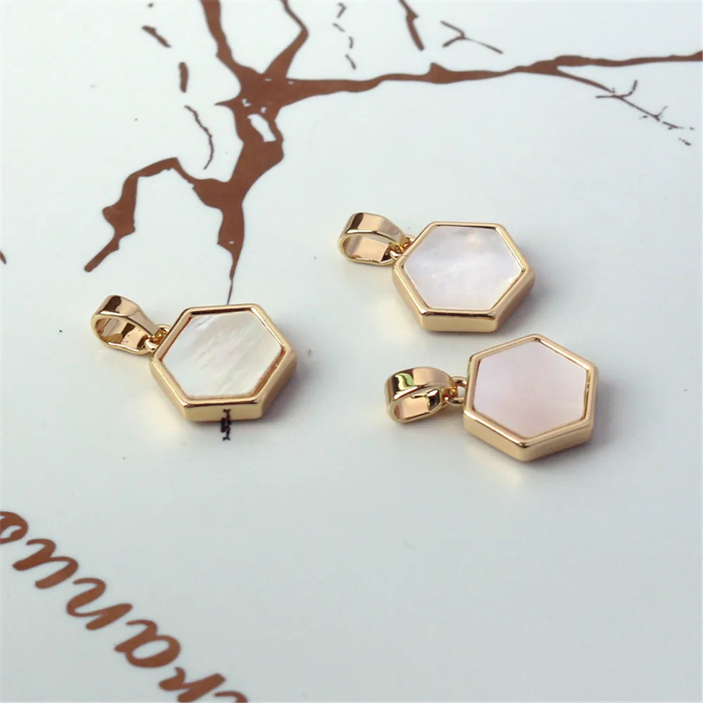 14K gold package color retaining inlaid zircon shell hexagonal pendant 13mm bracelet necklace diy pendant
14K gold package color retaining inlaid zircon shell hexagonal pendant 13mm bracelet necklace diy pendant