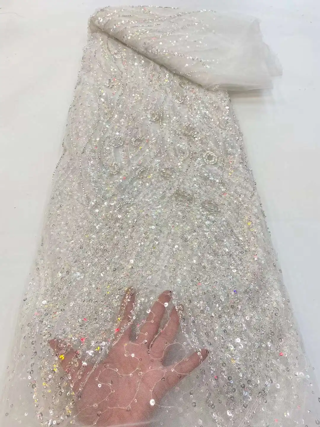 Latest Bride African Lace Fabric 2022 High Quality Hand made Lace White Nigerian Sequins Lace Fabrics For Wedding Dress 5Yards
Latest Bride African Lace Fabric 2022 High Quality Hand made Lace White Nigerian Sequins Lace Fabrics For Wedding Dress 5Yards