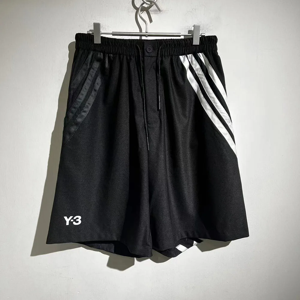 Top Quality 2023ss High Street Casual Versatile Stripe Shorts Y2k Streetwear Breathable Pants Sweatpants Techwear Men's Clothing
Top Quality 2023ss High Street Casual Versatile Stripe Shorts Y2k Streetwear Breathable Pants Sweatpants Techwear Men's Clothing