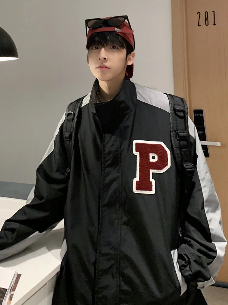 SYUHGFA Patchwork Contrast Color Mens 2022 Spring Jackets Zipped Oversized Letter Stand Collar Male Coats Casual New Outerwea
SYUHGFA Patchwork Contrast Color Mens 2022 Spring Jackets Zipped Oversized Letter Stand Collar Male Coats Casual New Outerwea