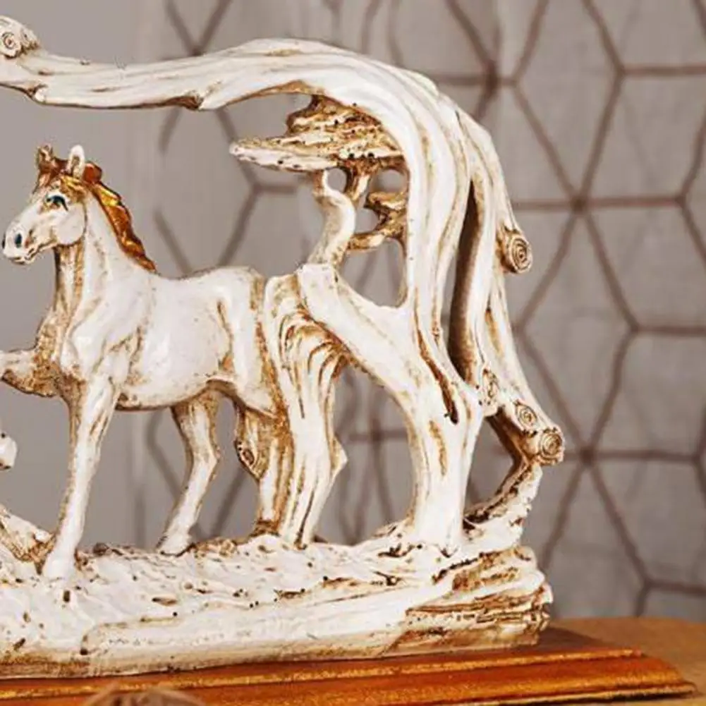 

Desktop Figurine Delicate Workmanship Gorgeous Artwork Micro Decor Standing Galloping Horse Resin Statue for Home Decoration