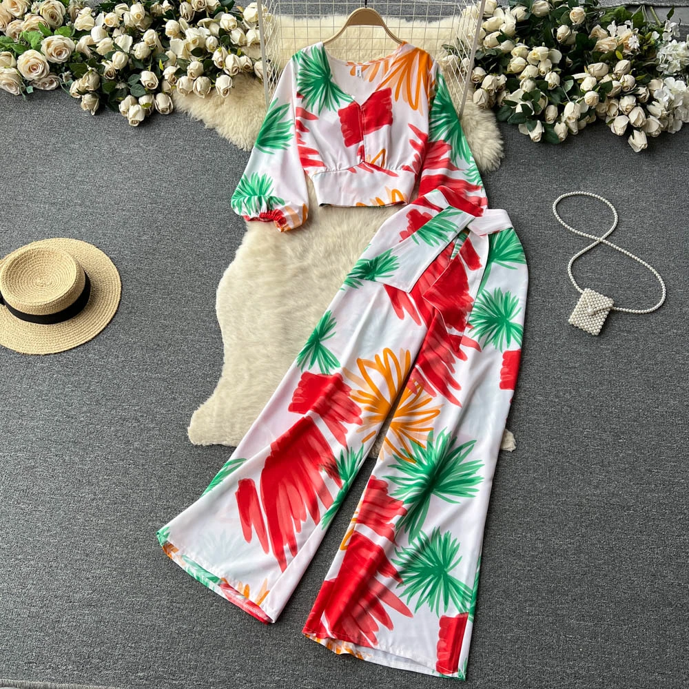 Clothland Women Chic Print Crop Top Pants Suit V Neck Three Quarter Sleeve Shirt Wide Leg Trousers Sexy Two Piece Set TA055
Clothland Women Chic Print Crop Top Pants Suit V Neck Three Quarter Sleeve Shirt Wide Leg Trousers Sexy Two Piece Set TA055