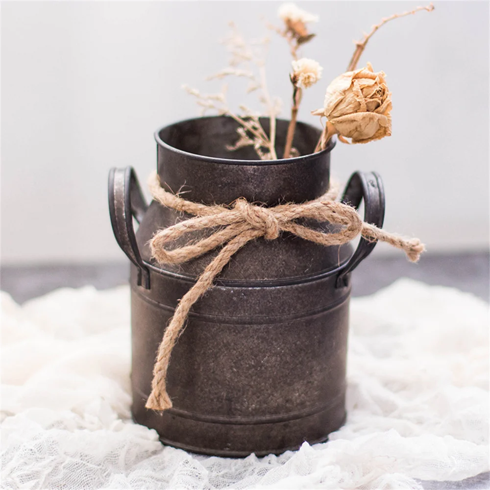 Retro Milk Pot Bucket Flower Vase Decor Dried Flower Holder Plant Pot Gardening Moss Ornament Vintage Home Table Desktop Decor
Retro Milk Pot Bucket Flower Vase Decor Dried Flower Holder Plant Pot Gardening Moss Ornament Vintage Home Table Desktop Decor