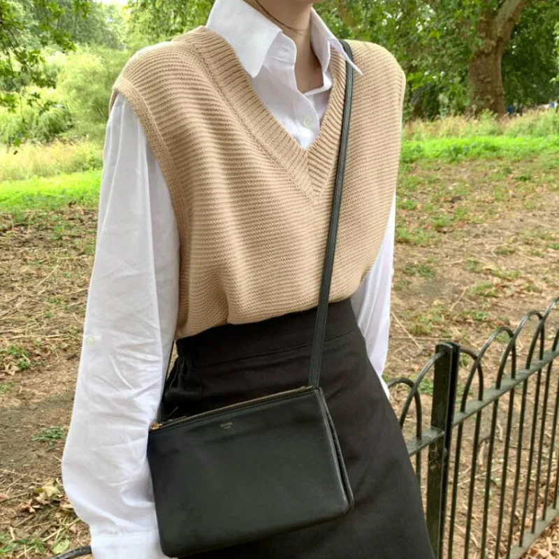 Spring Autumn Loose Sweater Women's Vest Knitted Vest Khaki Navy V-Neck Joker Knitted Vest Womens Winter Outerwear Plus Size New
Spring Autumn Loose Sweater Women's Vest Knitted Vest Khaki Navy V-Neck Joker Knitted Vest Womens Winter Outerwear Plus Size New