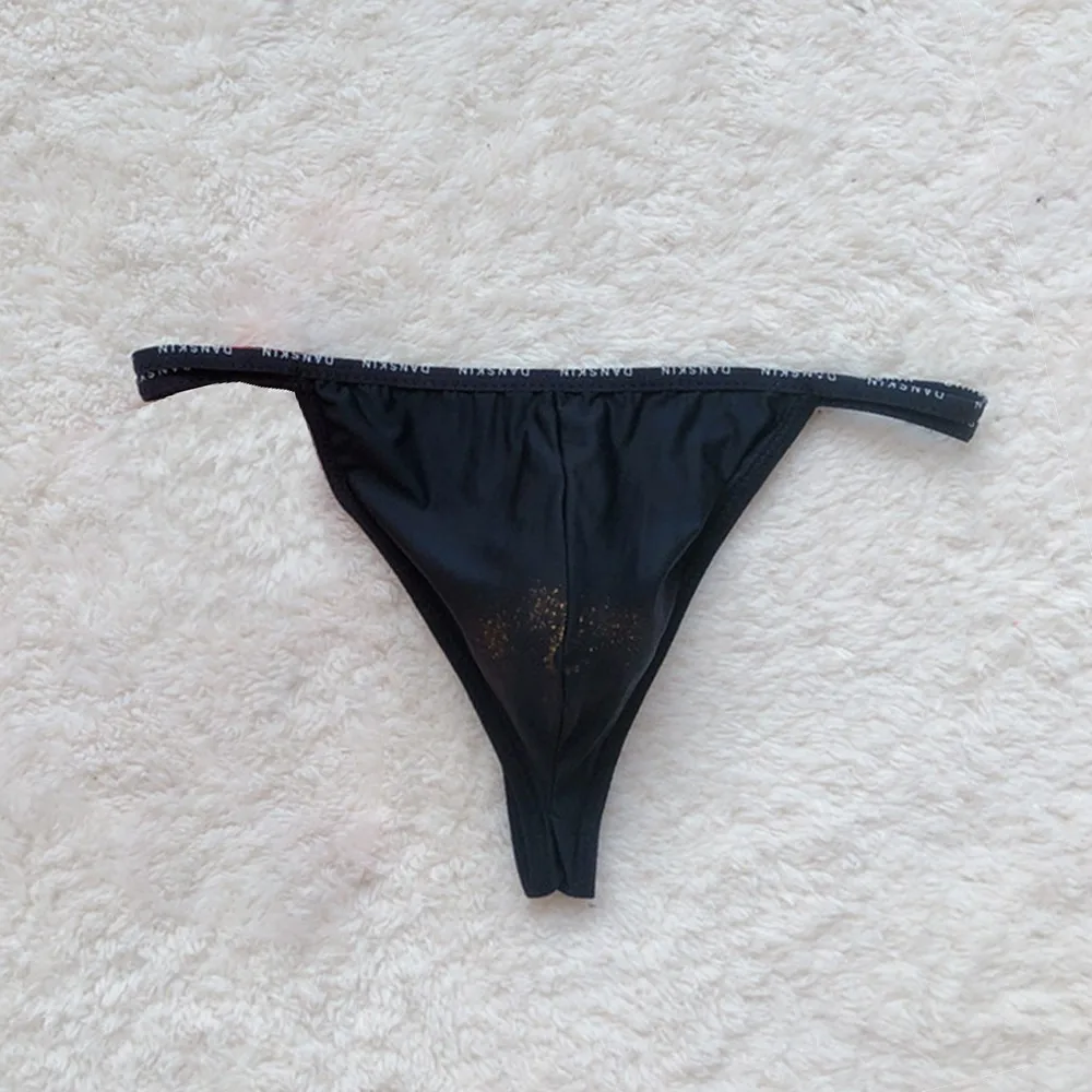Men Sexy Ice Silk Breathable Thongs Panties Sheer See Through Pouch G String Briefs Comfortable Soft Low Waist Underpants
Men Sexy Ice Silk Breathable Thongs Panties Sheer See Through Pouch G String Briefs Comfortable Soft Low Waist Underpants
