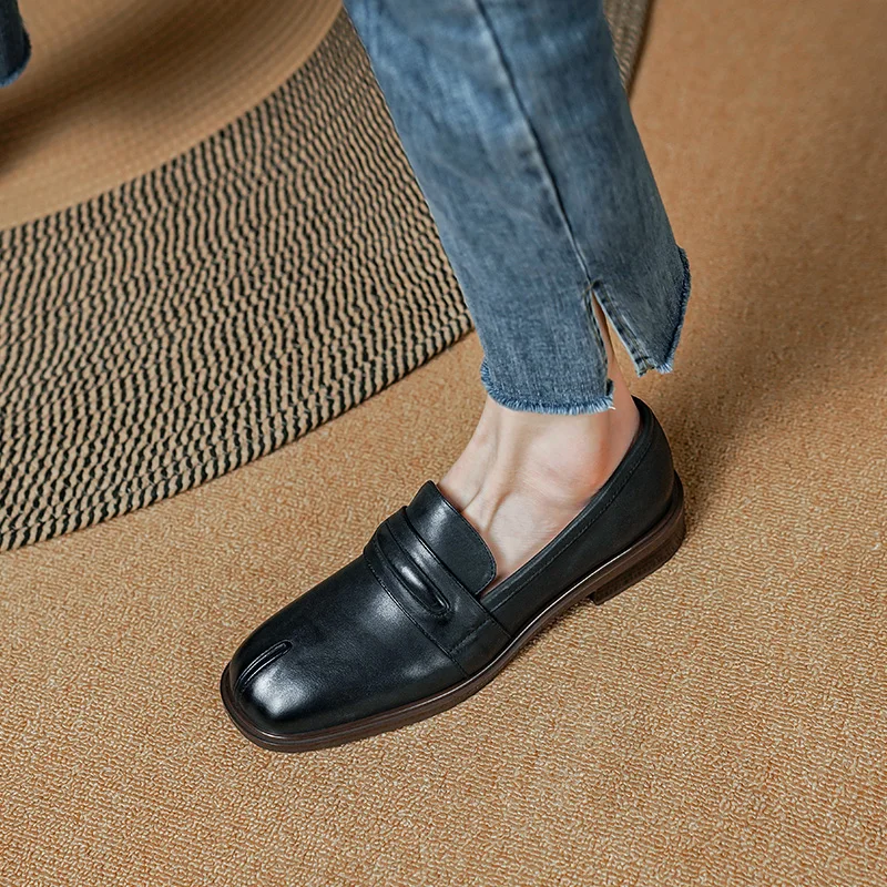 Лоферы женские с круглым носком, Воловья кожа, без застежки, винтажные, плоская подошва, Ретро стиль, французский стиль, весна-осень
Лоферы женские с круглым носком, Воловья кожа, без застежки, винтажные, плоская подошва, Ретро стиль, французский стиль, весна-осень