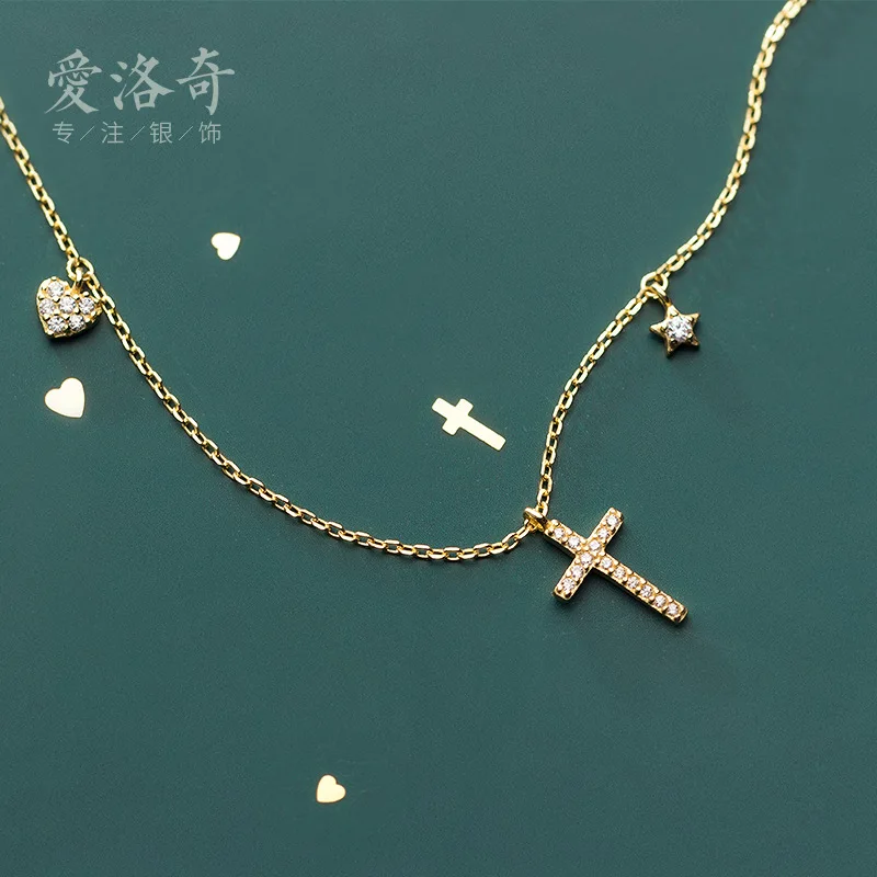 Silver Necklace Women's Korean-Style Fresh Diamond Cross Love Diamond Sweet Clavicle Chain
Silver Necklace Women's Korean-Style Fresh Diamond Cross Love Diamond Sweet Clavicle Chain