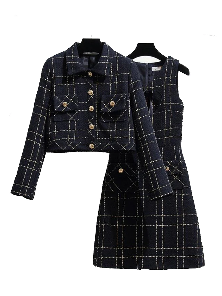 Spring Women's 2 Piece Knee Length Jacket Dress Tweed Jacket and Sleeveless Dress Plaid Two Piece Suit Coat +Mini Tweed Dress
Spring Women's 2 Piece Knee Length Jacket Dress Tweed Jacket and Sleeveless Dress Plaid Two Piece Suit Coat +Mini Tweed Dress