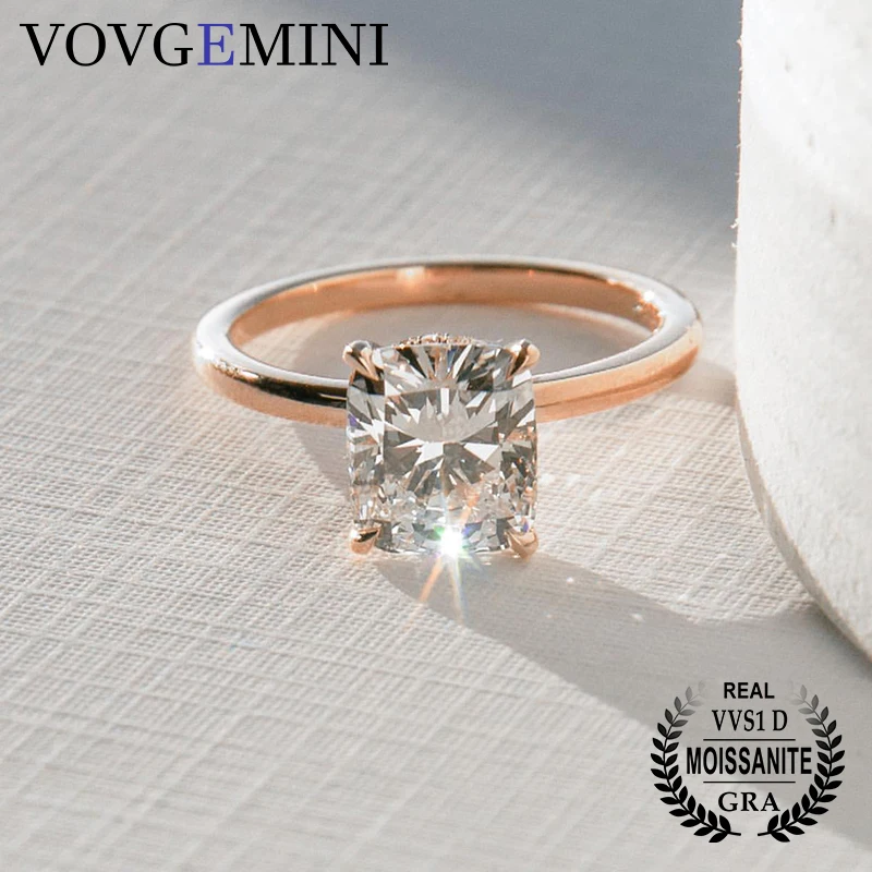 VOVGEMINI Cushion Cut Moissanite Ring Plated 18k 925 Sterling Silver 2.25carat Gem Rings For Women Anillos De Plata Ley Mujer
VOVGEMINI Cushion Cut Moissanite Ring Plated 18k 925 Sterling Silver 2.25carat Gem Rings For Women Anillos De Plata Ley Mujer