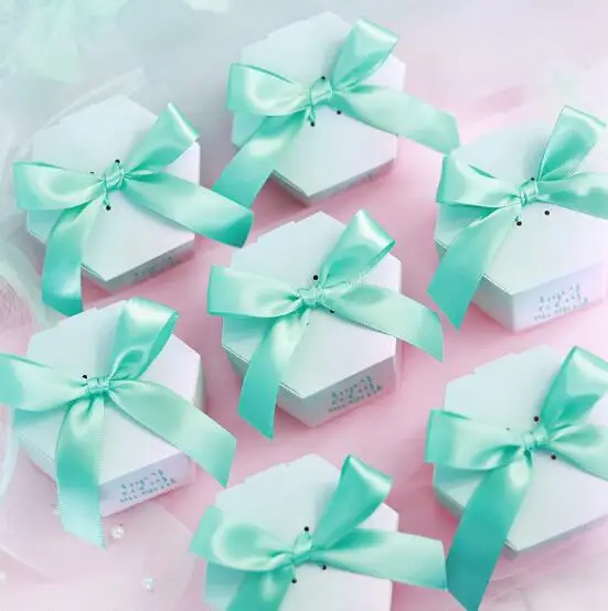100 x Creative Mint Green "Enjoy Every Moment" Hexagonal Wedding Favors Candy Boxes Party Gift Box Chocolate Box
100 x Creative Mint Green "Enjoy Every Moment" Hexagonal Wedding Favors Candy Boxes Party Gift Box Chocolate Box