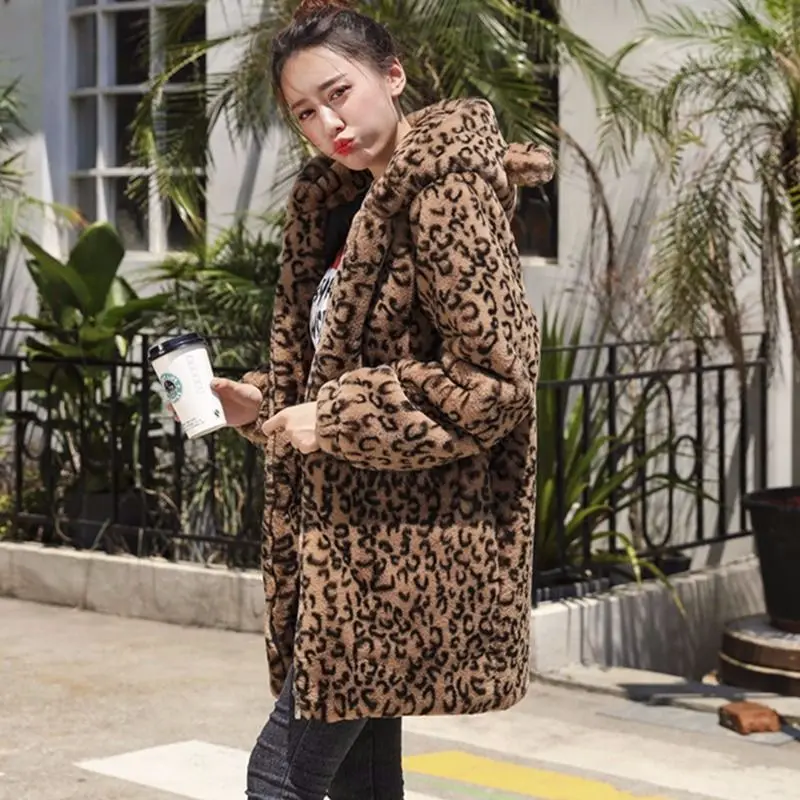 Woman Coats Hooded Top Female Fashion Pink Faux Fur Coat Ladies Elegant Thick Warm Faux Fur Jackets Furry Thick Warm Coats G42
Woman Coats Hooded Top Female Fashion Pink Faux Fur Coat Ladies Elegant Thick Warm Faux Fur Jackets Furry Thick Warm Coats G42
