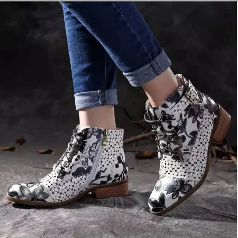 Ink Painting Flower Pattern Ankle Boots Women's Cow Leather Splicing Lace-Up Stitching Shoes Spring Botas Feminina Dames Laarzen
Ink Painting Flower Pattern Ankle Boots Women's Cow Leather Splicing Lace-Up Stitching Shoes Spring Botas Feminina Dames Laarzen