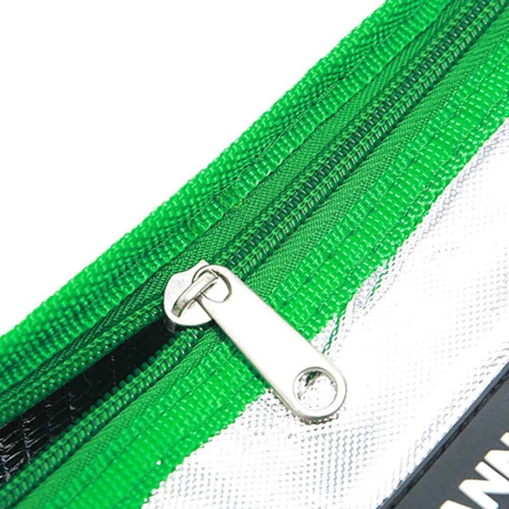 Bag Insulated Bag Foil Insulation Food Handle Design Handle Design Outdoor Insulation Bag Outdoor Oxford Cloth
Bag Insulated Bag Foil Insulation Food Handle Design Handle Design Outdoor Insulation Bag Outdoor Oxford Cloth