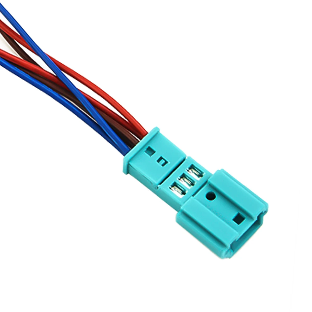 1x Accessories Durable New LED Y Cable Ambient Light Blue 19cm 3 Pin AC/Radio Cupholder For BMW F30 F31 F80 M3
1x Accessories Durable New LED Y Cable Ambient Light Blue 19cm 3 Pin AC/Radio Cupholder For BMW F30 F31 F80 M3