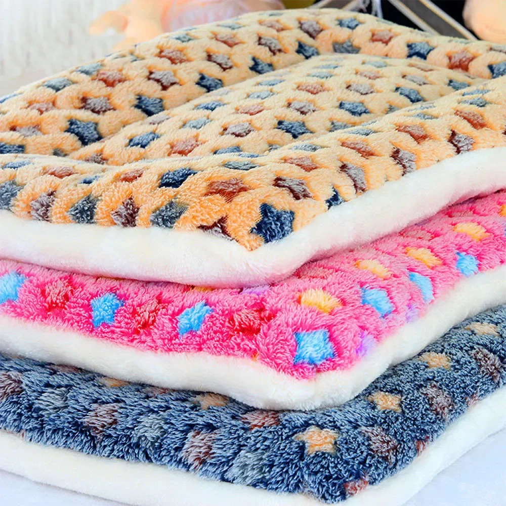 Soft Flannel Thickened Pet Soft Fleece Pad Pet Blanket Bed Mat For Dogs Puppy Cat Sofa Cushion Home Rug Keep Warm Sleeping Cover
Soft Flannel Thickened Pet Soft Fleece Pad Pet Blanket Bed Mat For Dogs Puppy Cat Sofa Cushion Home Rug Keep Warm Sleeping Cover