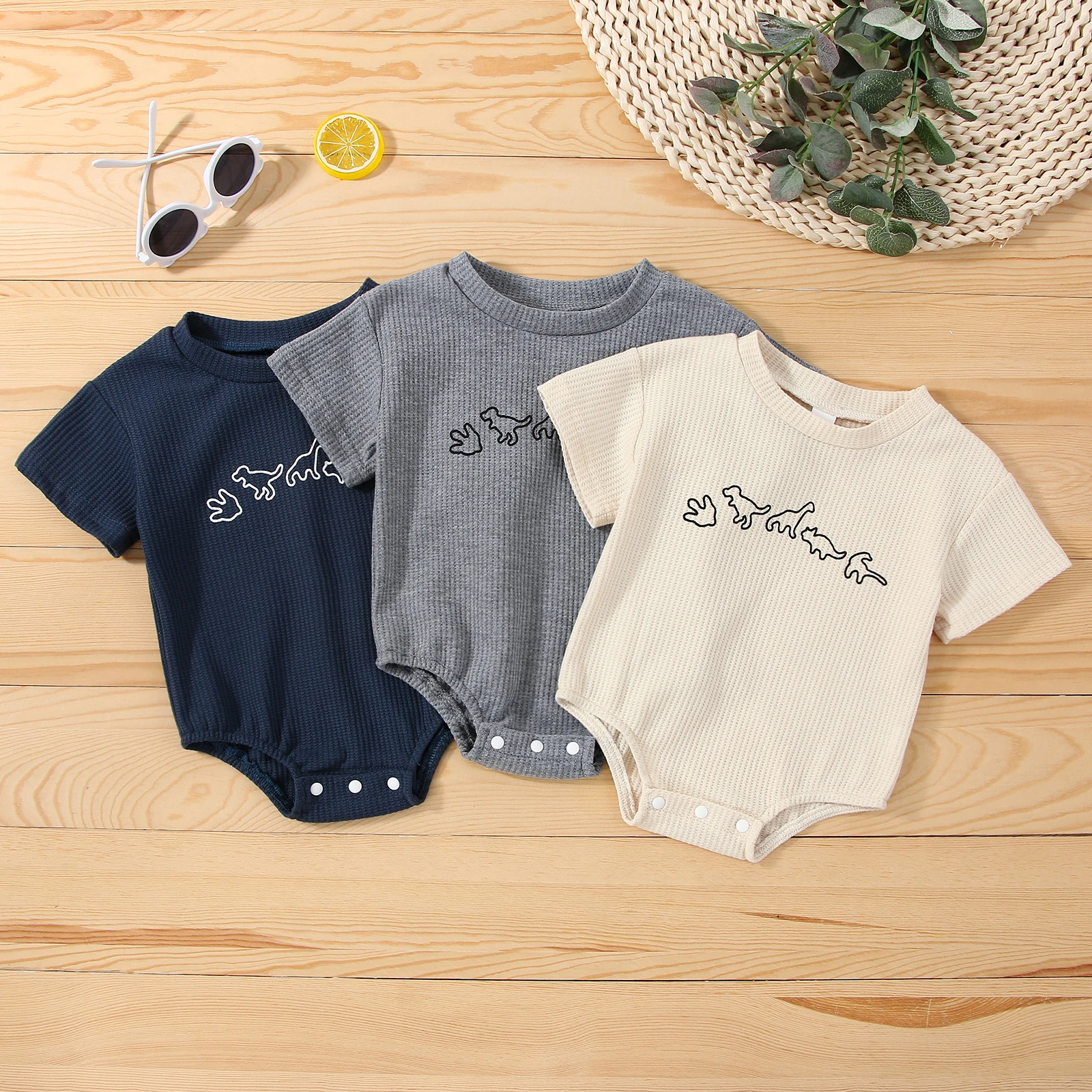 2022-01-12 Lioraitiin 0-24M Newborn Infant Baby Bodysuit Toddler Dinosaur Print Round Neck Short Sleeve Jumpsuit
2022-01-12 Lioraitiin 0-24M Newborn Infant Baby Bodysuit Toddler Dinosaur Print Round Neck Short Sleeve Jumpsuit