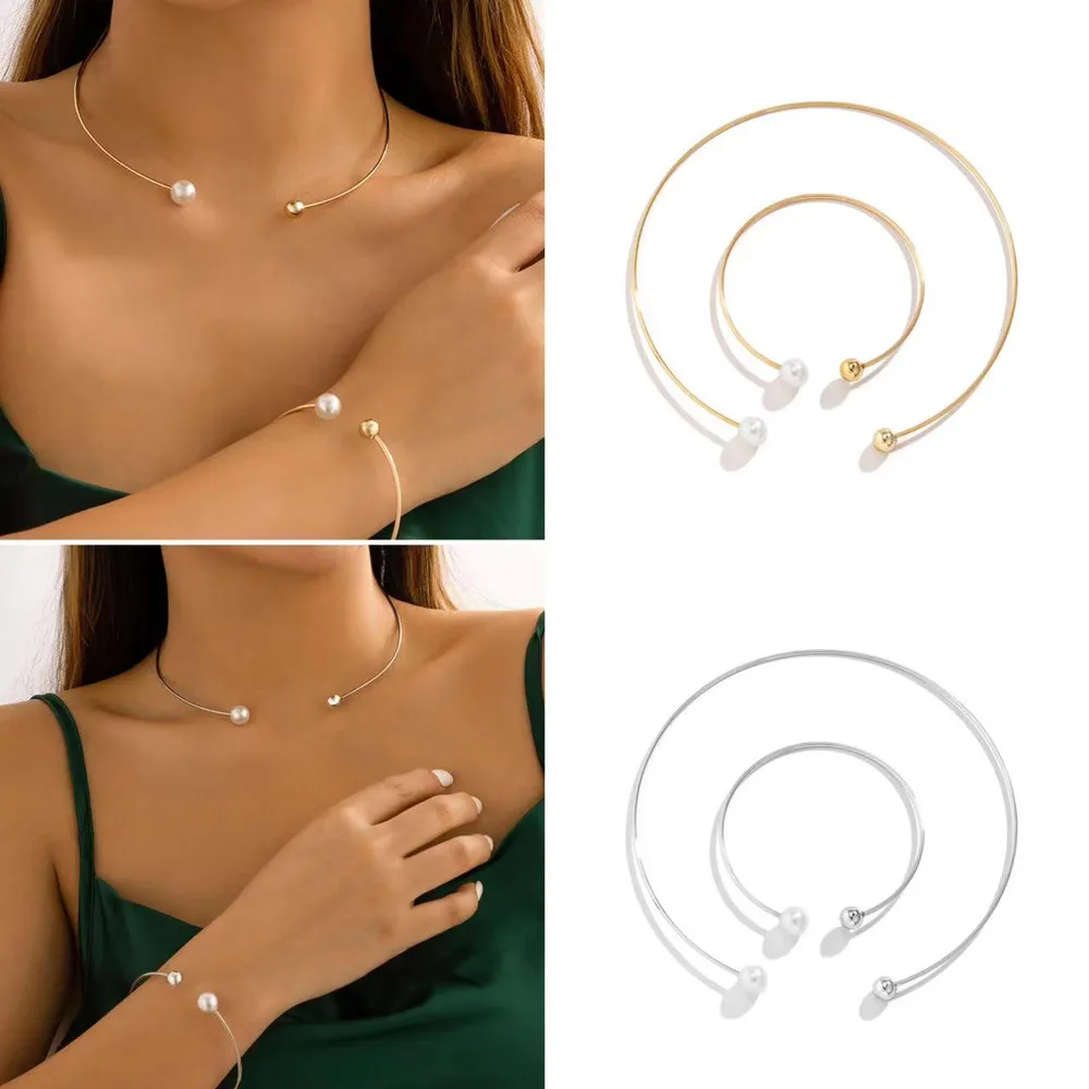 2 PCS Single-layer Metal Gold Silver Imitation Pearl Ball Pendant Adjustable Open Round Choker Necklace and Bangle Sets Jewelry
2 PCS Single-layer Metal Gold Silver Imitation Pearl Ball Pendant Adjustable Open Round Choker Necklace and Bangle Sets Jewelry
