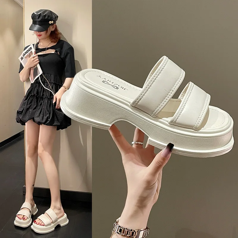 Женские домашние шлепанцы на платформе, Мягкие Шлепанцы на квадратном каблуке, пляжные шлепанцы, лето 2023
Женские домашние шлепанцы на платформе, Мягкие Шлепанцы на квадратном каблуке, пляжные шлепанцы, лето 2023