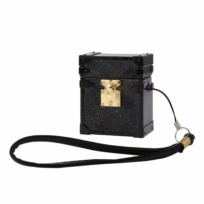 Роскошный квадратный металлический чехол с заклепками для наушников Apple Airpods 1 2 pro