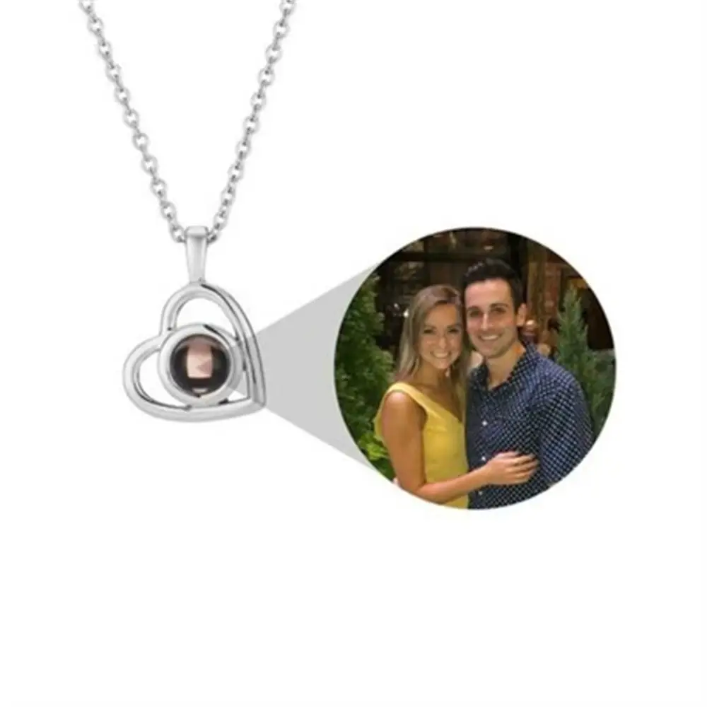 Mother's Day Gift, Photo Projection Necklace, Simple Ordinary Heart Shaped Projection Necklace, Lover, Family Memory Gift
Mother's Day Gift, Photo Projection Necklace, Simple Ordinary Heart Shaped Projection Necklace, Lover, Family Memory Gift