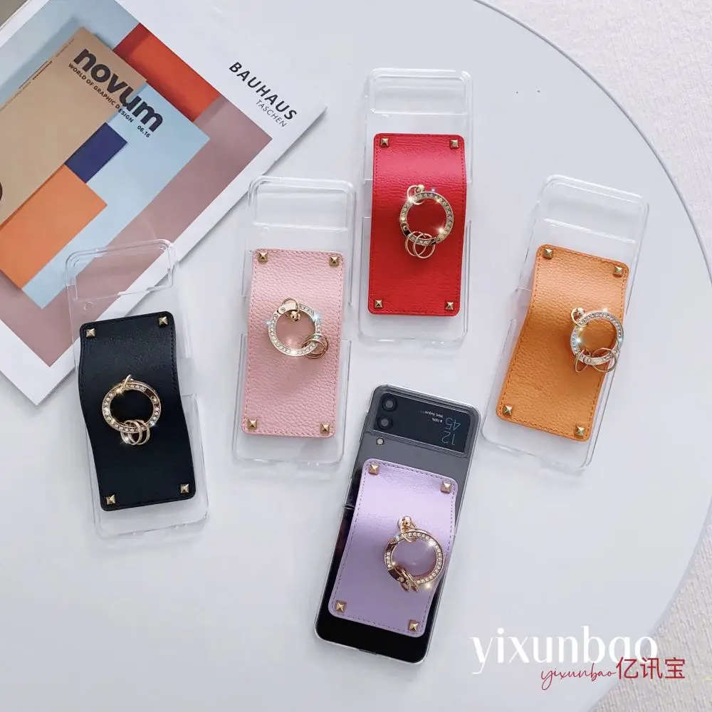 Чехол для Samsung Galaxy Z Flip 4, Роскошный чехол из искусственной кожи с кольцом, Прозрачный складной чехол для Samsung Z Flip 3, противоударный жесткий чех...
Чехол для Samsung Galaxy Z Flip 4, Роскошный чехол из искусственной кожи с кольцом, Прозрачный складной чехол для Samsung Z Flip 3, противоударный жесткий чех...
