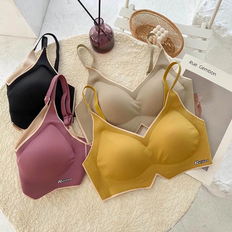 Suspenders Latex Underwear for Women Traceless Gathering Comfortable Breathable Ultra-thin Sleep Adjustment Bra
Suspenders Latex Underwear for Women Traceless Gathering Comfortable Breathable Ultra-thin Sleep Adjustment Bra